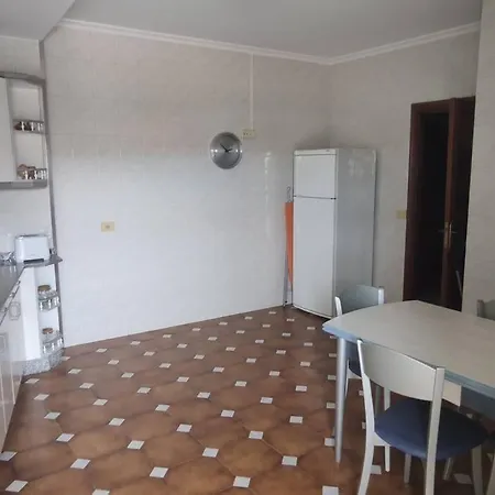 Piso Turistico Dena Apartment Pontevedra Exterior photo