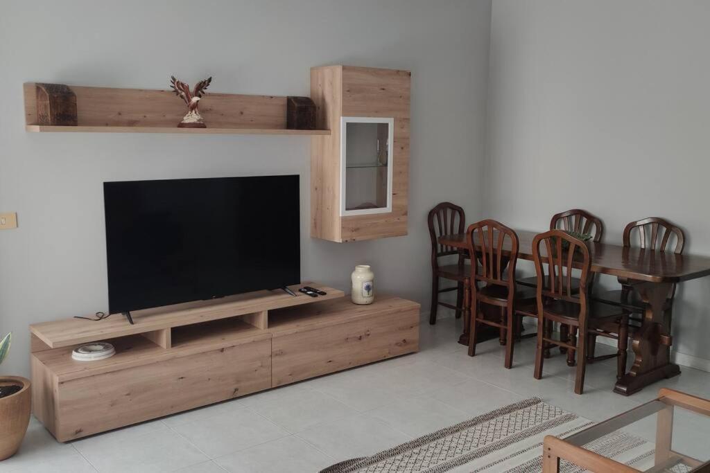 Piso Turistico Dena Apartment